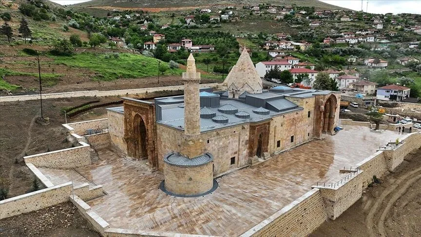 Divriği Ulu Camii ve Darüşşifa